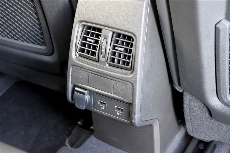 期待せず乗ったらよくできたフランス車だった…ルノー「アルカナ」改良版試乗　乗り心地＆ハンドリング好印象