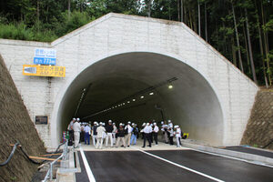 国道8号のバイパス「一挙23キロ」都市計画決定！ 東海道新幹線の南に並行する4車線 「彦根ー東近江」滋賀のビッグプロジェクトに