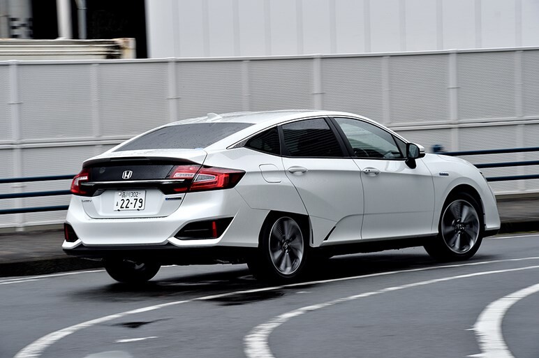 ホンダ クラリティPHEVは今出すべき高級セダンだったのか？