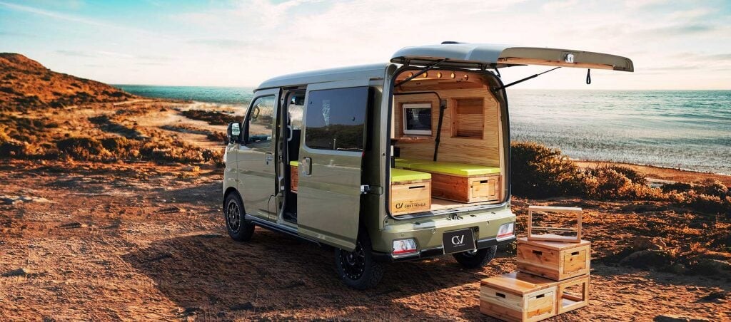 真夏の車中泊も快適に！大容量バッテリー搭載、「アトレー」ベースの新型軽キャンパー