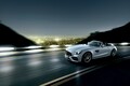 高性能版は557ps／680Nm、メルセデス AMG GT「ロードスター」が登場