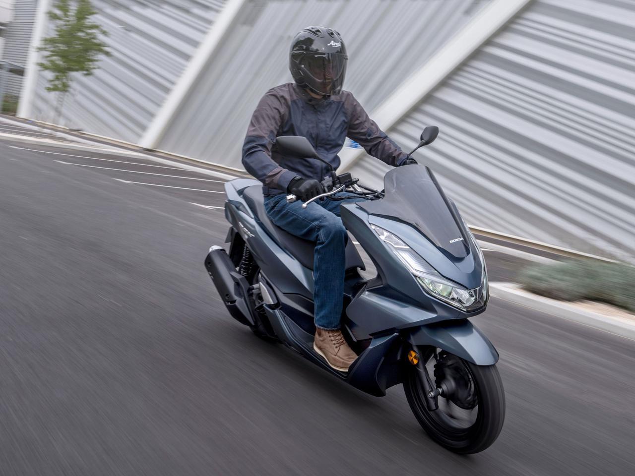 ホンダの原付二種 Pcx がフルモデルチェンジ 日本でも21年モデルとして発売予定 21速報 Webオートバイ 自動車情報サイト 新車 中古車 Carview