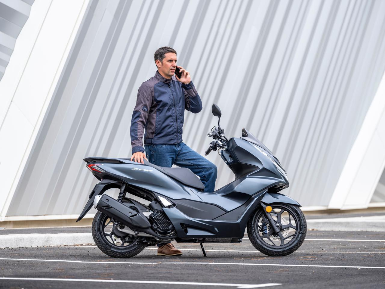 ホンダの原付二種 Pcx がフルモデルチェンジ 日本でも21年モデルとして発売予定 21速報 Webオートバイ 自動車情報サイト 新車 中古車 Carview