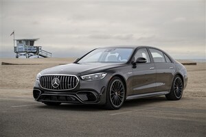 Sクラス待望のAMGは3000超！ 最高290kmのスーパー移動体だ！
