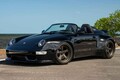 カタログモデルには存在しない993型「911スピードスター」！ガンサー ヴェルクスが作った希少な25台限定モデルは約1億7165万円から