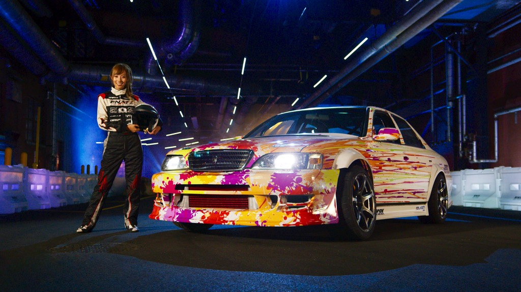 まさにリアル ワイルドスピード ド派手なカーアクション番組 Hyper Drive に女性ドライバー粟野如月がアジア代表として参戦 Web Option の写真 自動車情報サイト 新車 中古車 Carview