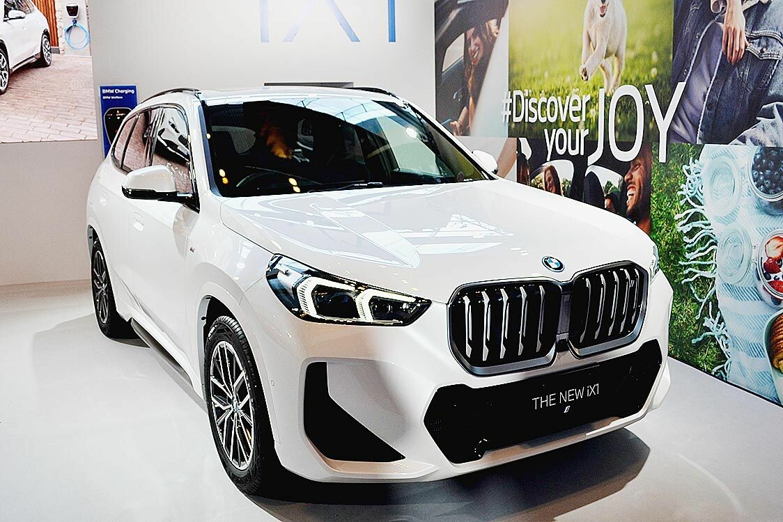 BMWジャパン、コンパクトSUV「X1」をフルモデルチェンジ　初のEV「iX1」も設定　ガソリン車556万円　EVは668万円