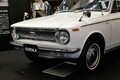 カローラ生誕50年を記念して初代モデルを展示。台数限定の特別仕様車も
