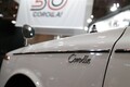 カローラ生誕50年を記念して初代モデルを展示。台数限定の特別仕様車も