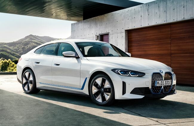BMW4シリーズ・グランクーペの電気自動車が日本上陸