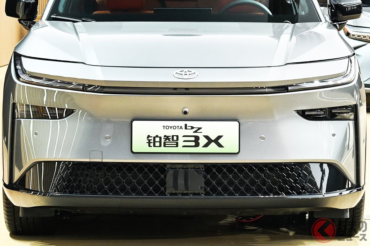 【中国】新車221万円から！「トヨタSUV」快進撃!? 「空中から落下!?」PRも!?  コスパ良い「日産セダン」も好調！ 巻き返しの市場動向は？