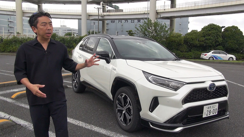 0 100km H加速6秒台の俊足suvを試す Rav4 Phvの実力をジャーナリストが検証 V Opt Web Option 自動車情報 サイト 新車 中古車 Carview