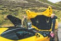 金字塔の体験を意味する　フェラーリ12チリンドリ ｘ アストン マーティン・ヴァンキッシュ（2）