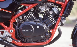 ホンダ VT250F、1982年当時「レッドゾーン1万2500回転、リッター140馬力」が与えた衝撃