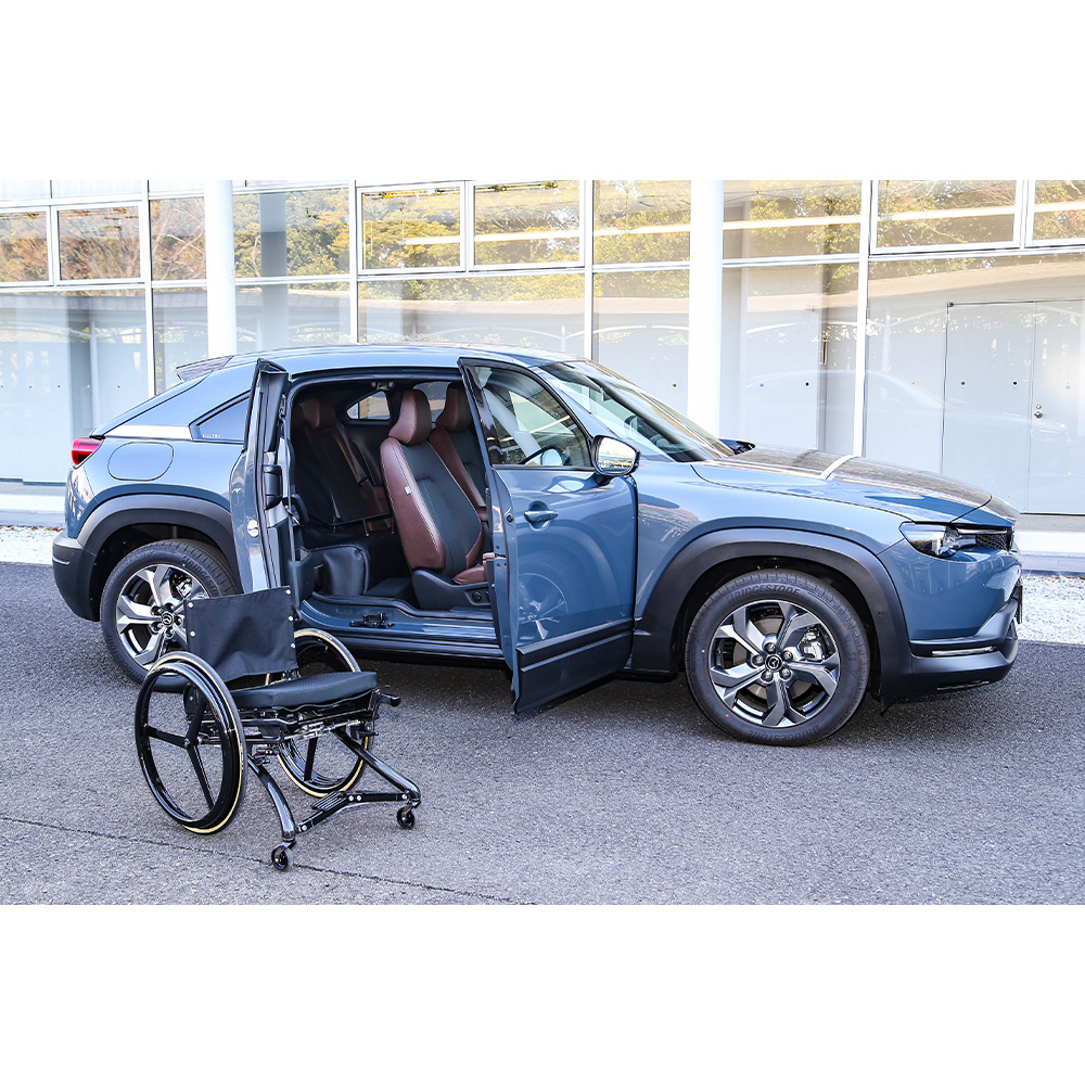 この秋デビューのmx 30 福祉車両は マツダ車らしく人馬一体 Believe Japan 自動車情報サイト 新車 中古車 Carview