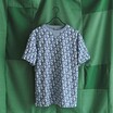 人気アイコンがエレガントに映えるディオール──2025年夏のTシャツ&カットソーコレクション