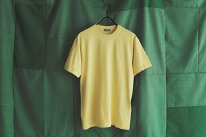 人気アイコンがエレガントに映えるディオール──2025年夏のTシャツ&カットソーコレクション