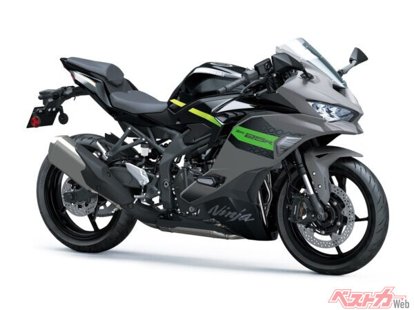 ついに日本初上陸！ カワサキ「Ninja ZX-25RR」と新色SE登場