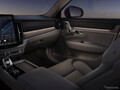 ボルボの最上位セダン『S90』が表情一新、PHEVはEV航続80kmに