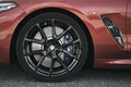 BMWの新たなるフラグシップクーペ、8シリーズの走りはホンモノか？ サーキットでがっつり検証してみたところ……。