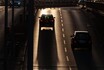 【要注意】なぜクルマからバイクは“消える”のか？ 死角が招く「思い込み事故」とその対策