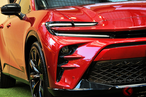 300馬力超えのトヨタ新型「スポーツSUV」なにが凄い？ 765万円の「走りクラウン」登場！ 仕様の違いとは