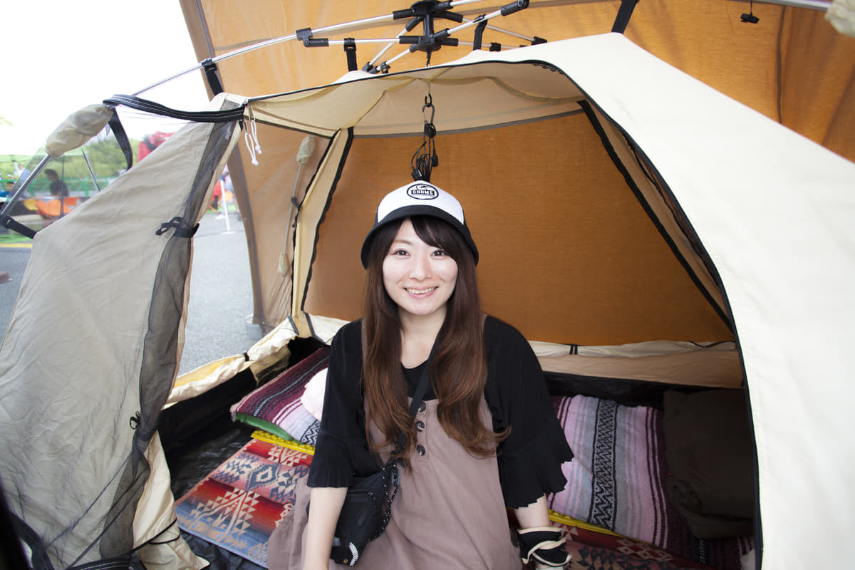 華麗なる女子キャンパー Natsu Camp さんが語る ソロキャンプ の魅力 Auto Messe Web 自動車情報サイト 新車 中古車 Carview