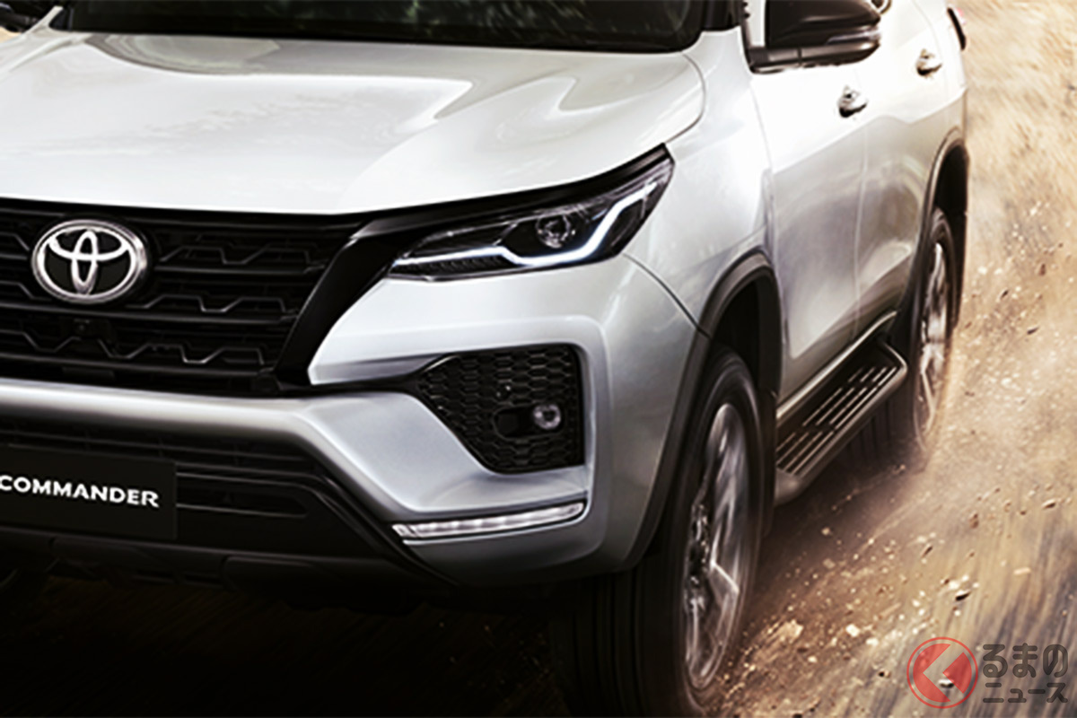 トヨタ 新3列suv フォーチュナー コマンダー 発表 黒さ強調の光沢顔 2 4lディーゼル搭載で約5万円 泰で登場 くるまのニュース 自動車情報サイト 新車 中古車 Carview