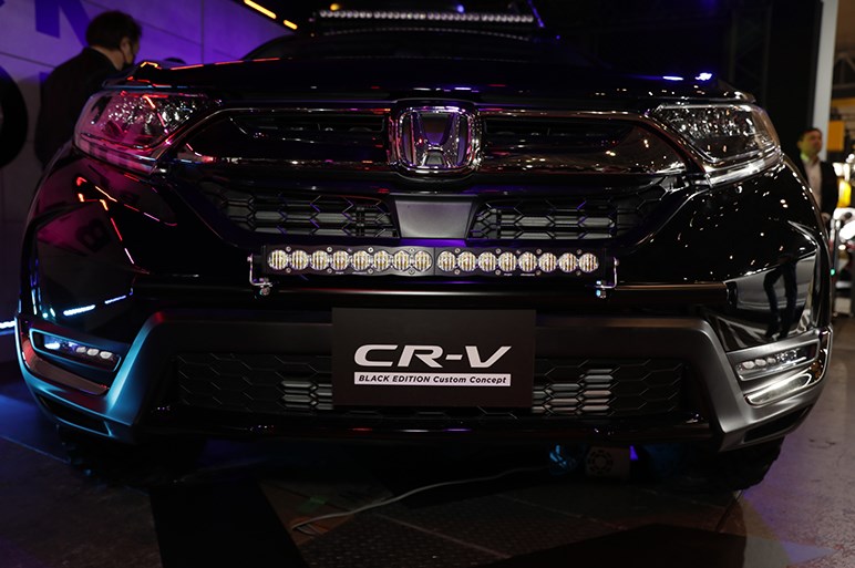 北米風カスタム！　CR-V ブラック エディション カスタム コンセプト with THE CHECK SHOP（チェックショップ） - 東京オートサロン