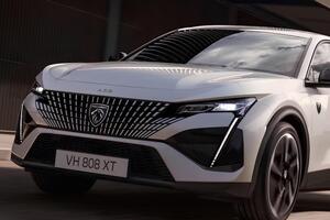 48Vマイルドハイブリッドシステムで燃費と走行性能が爆上がり！　 新型プジョー408GTハイブリッドと100台の限定モデル「セレニウムエディション」が登場