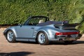世界に1台だけのカラーを纏う「911ターボ  フラットノーズ カブリオレ」が約6390万円で落札
