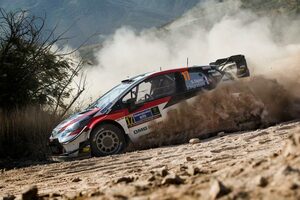 WRC第3戦メキシコ：競技2日目、トヨタのオジエがトップに。フォードのラッピがマシン全焼