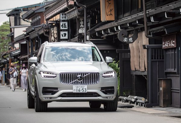 高級車なのに気兼ねしない ボルボxc90を300kmドライブして考えた快適と心地よさ ベストカーweb 自動車情報サイト 新車 中古車 Carview