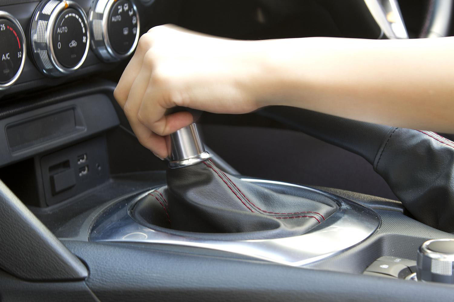 乗り方次第ではアッという間にズルズルに Mt車の クラッチが滑る って何 Web Cartop 自動車情報サイト 新車 中古車 Carview
