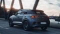 ブラック仕様が映える！VW「TロックR」限定車は走り良し、デザイン良しの都会派モデル
