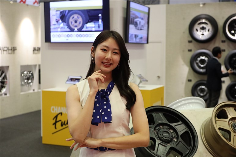 【コンパニオンフォトギャラリー】東京オートサロン2025を彩った美女大集合(1)