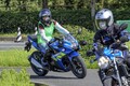 「低速バランス」と「スラローム」を学ぶ！スズキのGSX250Rで「U30スズキセイフティスクール」に、ほぼ初心者ライダーの北向珠タが挑戦！