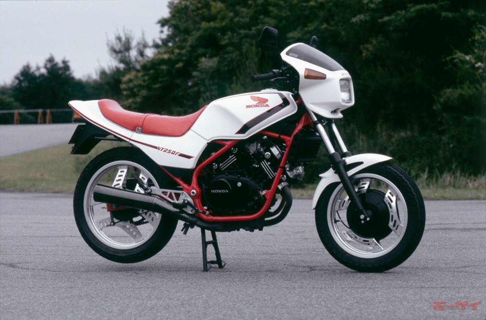 ホンダvt250fは 打倒２スト を目指した250スーパースポーツだった 250の名車 ホンダvt系の歴史 前編 モーサイ 自動車情報サイト 新車 中古車 Carview