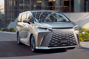 【レクサス】2000万円の高級ミニバンLMは“おもてなし”度をさらに高める