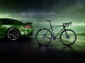 限定50台・94万円は安い？メルセデス-AMG GT R　“緑の地獄の野獣”、ロードバイクとして登場