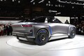 【JMS2023】未来に見えるはエアスバル？　2つの電動コンセプトモデルを初公開