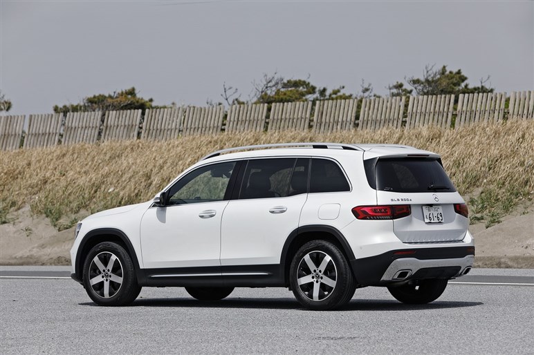 500万円台前半で買える3列シートsuv Glb はメルセデス初心者のベストモデルかも Carview 自動車情報サイト 新車 中古車 Carview