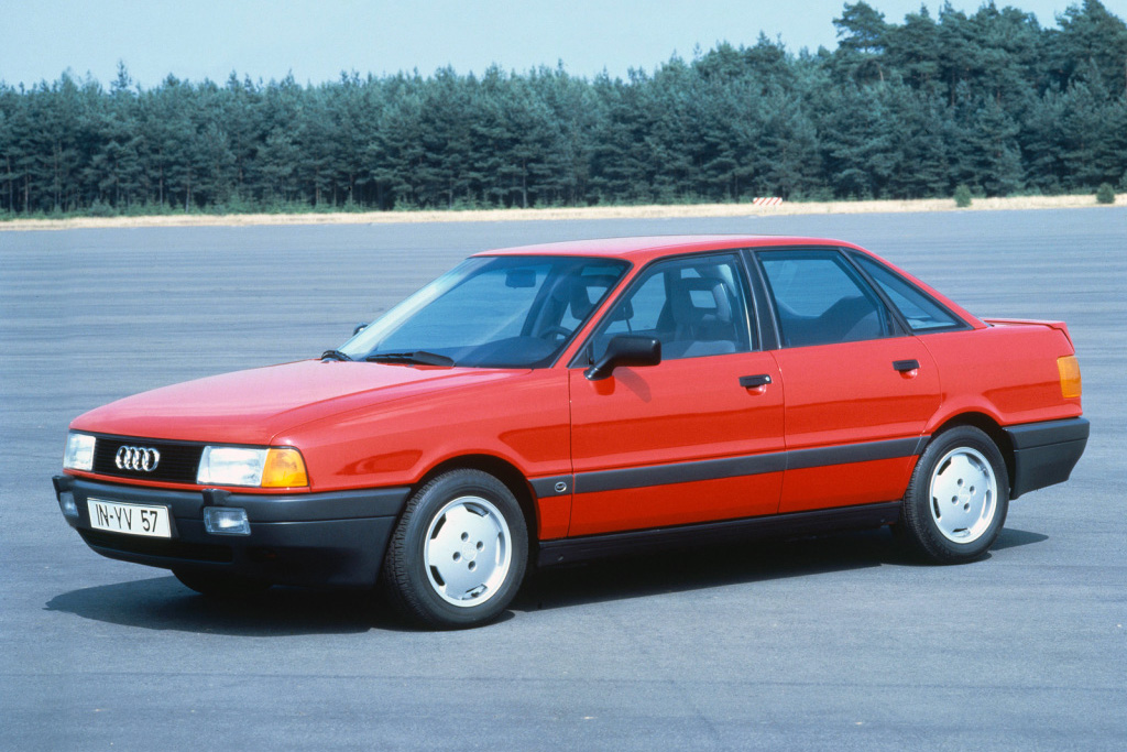 オススメグレードから詳細解説 歴史 中古車情報などアウディa4のすべてがわかる 一車種徹底研究 Le Volant Carsmeet Web の写真 10ページ目 自動車情報サイト 新車 中古車 Carview