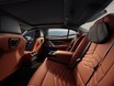 BMW「5シリーズ」ロングホイールモデル追加 上級モデルに負けない広々後席を実現