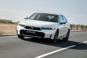 ホンダ改良新型『シビック』欧州で発売　すっきりとした外観へデザイン変更　約660万円から