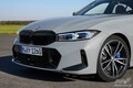 フェイスリフトを受けた新型BMW 3シリーズが上陸！シャープで力強い顔にアップデート。