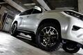 リム深さがインパクトを生むってこういうデザイン！　プラドやRAV4にベストなオフ系ホイール