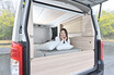 「車中泊女子」黒木美珠のVehicle&Life 【Vol.６】　納車したその日から車中泊生活ができちゃう！　メーカーが本気で作った車中泊車「日産キャラバンMY ROOM」にうっとり!!