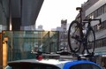 自転車にテントまで！　クルマのルーフに積める荷物の重量とは