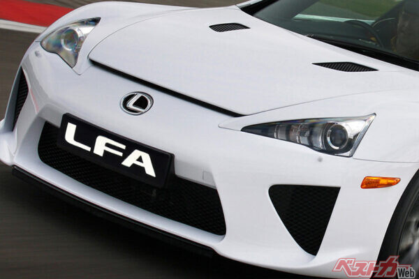 V型10気筒の音がスゴイ!!　不世出の名車[レクサスLFA]など印象に残ったクルマ[トップ10]